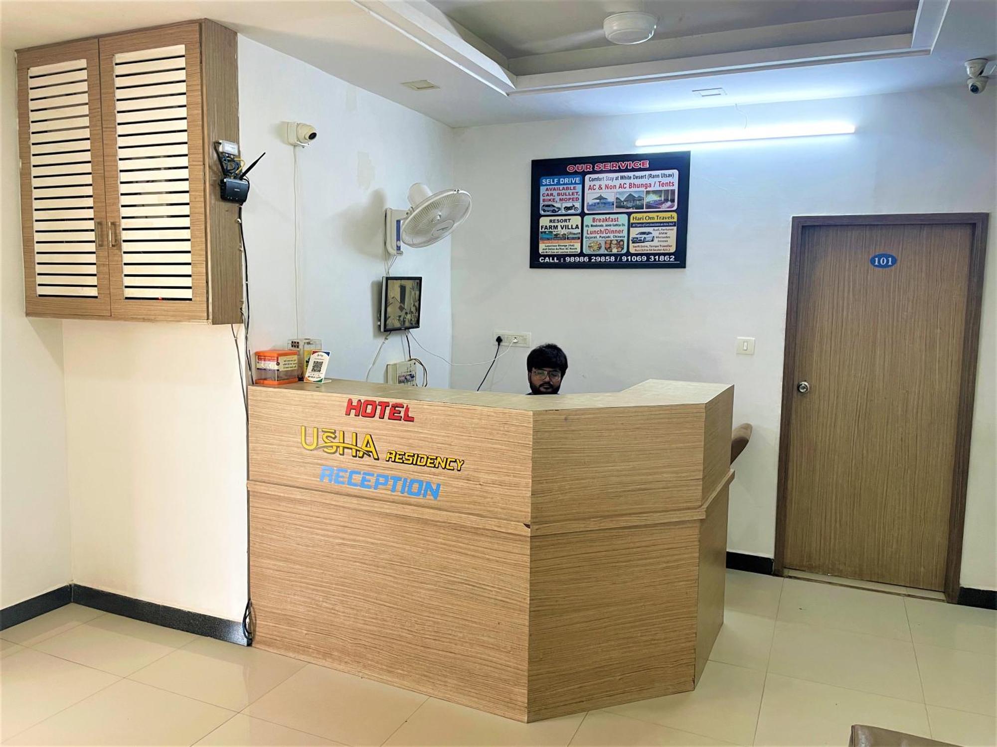 Stay Guru Usha Residency Bhuj Exterior photo