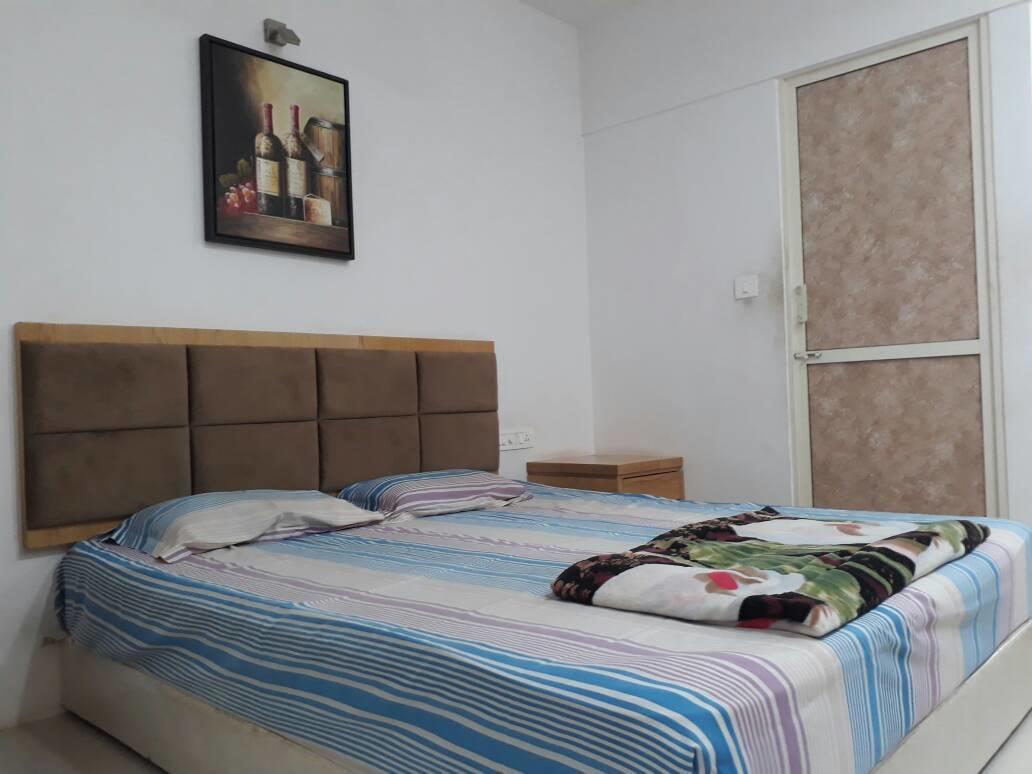 Stay Guru Usha Residency Bhuj Exterior photo